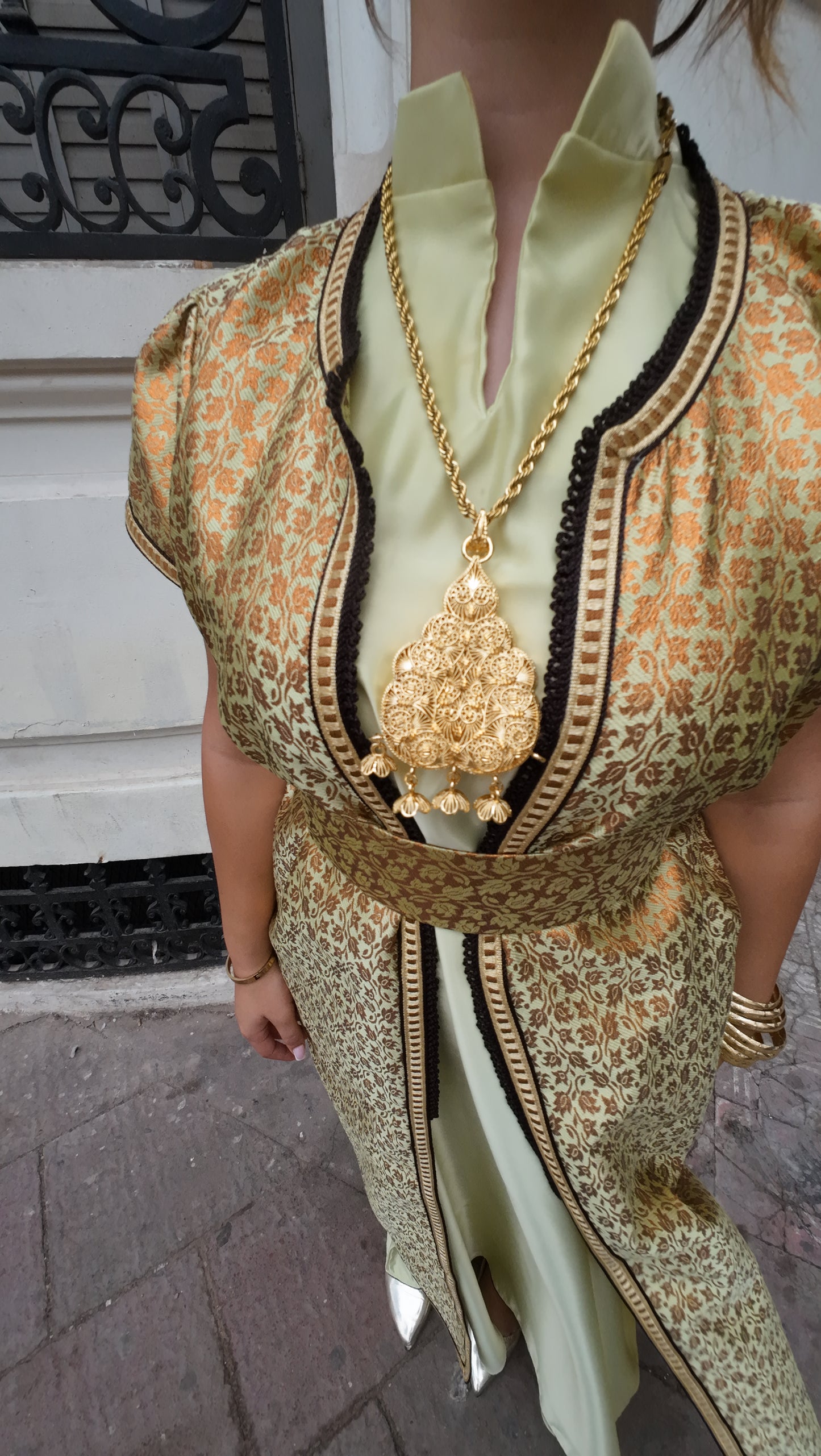 CAFTAN SULTANA (LIVRAISON GRATUITE )